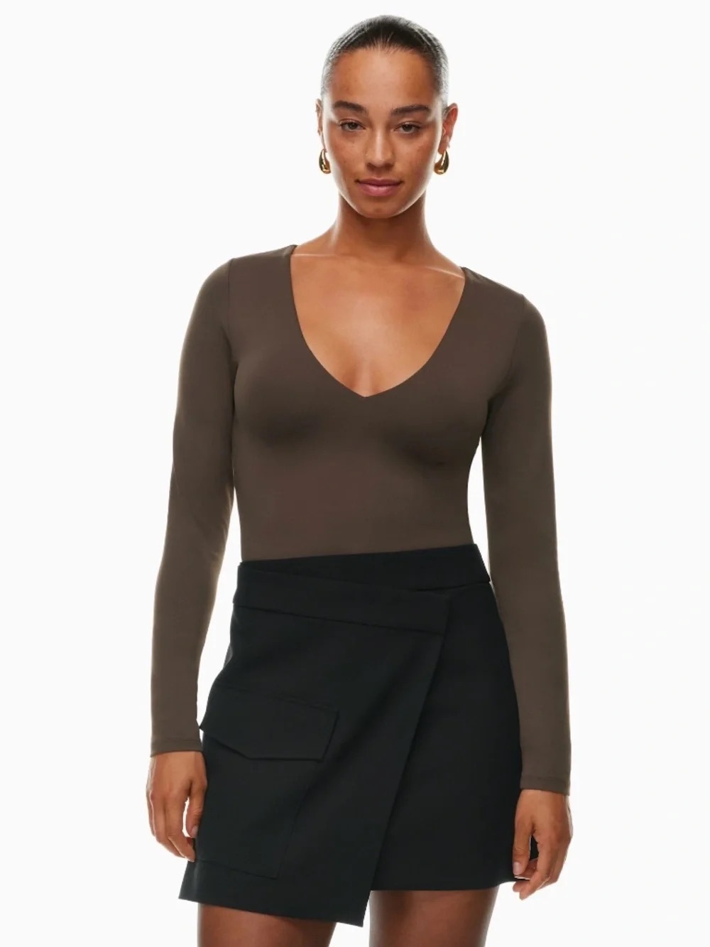 Babaton Deep Brown V-Neck Crop Top long sleeve